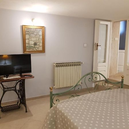 Apartments Gabri Mali Lošinj Buitenkant foto