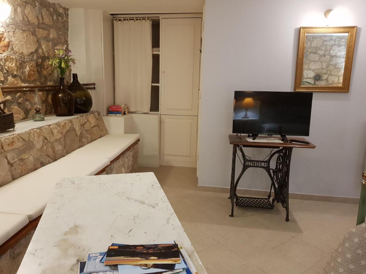 Apartments Gabri Mali Lošinj Buitenkant foto