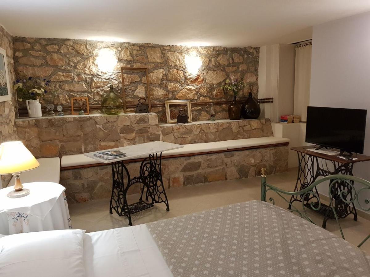 Apartments Gabri Mali Lošinj Buitenkant foto
